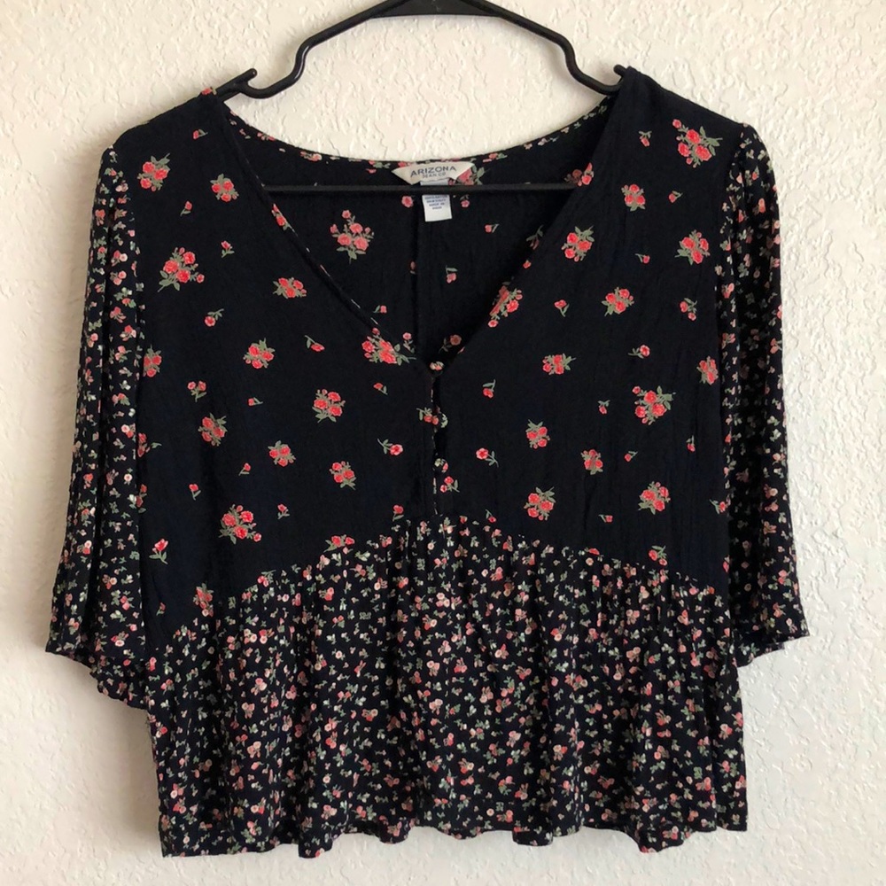 Arizona Jean Co. Black and Pink Floral Top